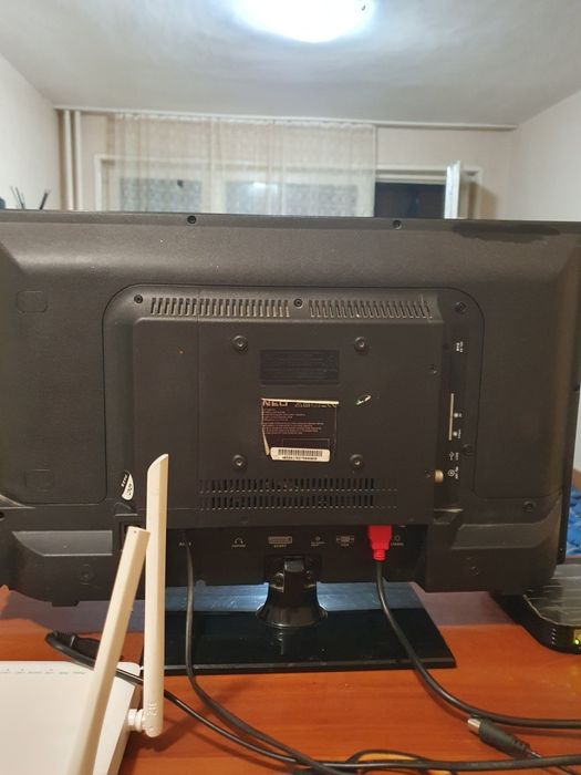 Продавам телевизор;FINLUX; модел  32-FFE- 4120. Цена 70€