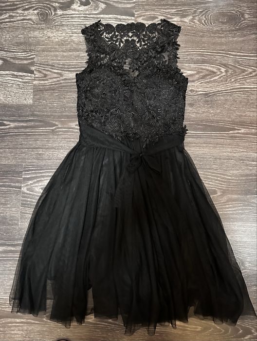 Официална черна рокля за момиче