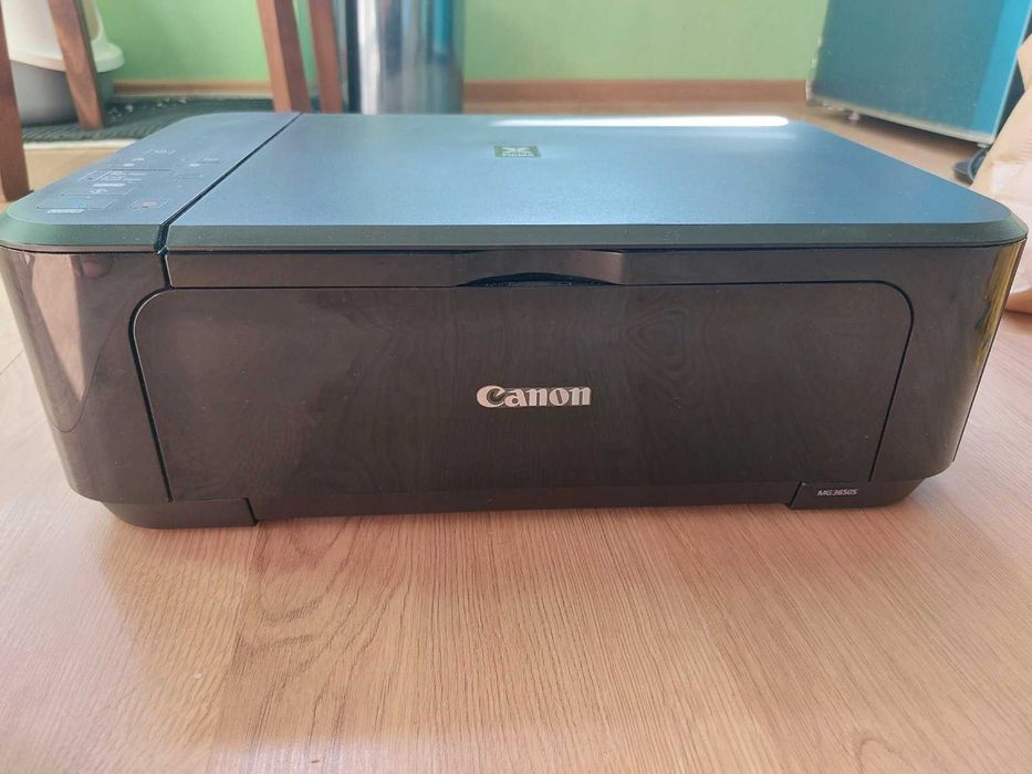 Принтер за черни и цветни копия