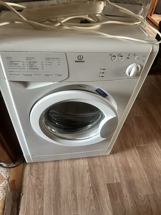 Продам стиральную машинку