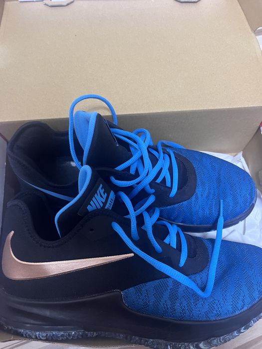 Обувки nike 42-ри номер