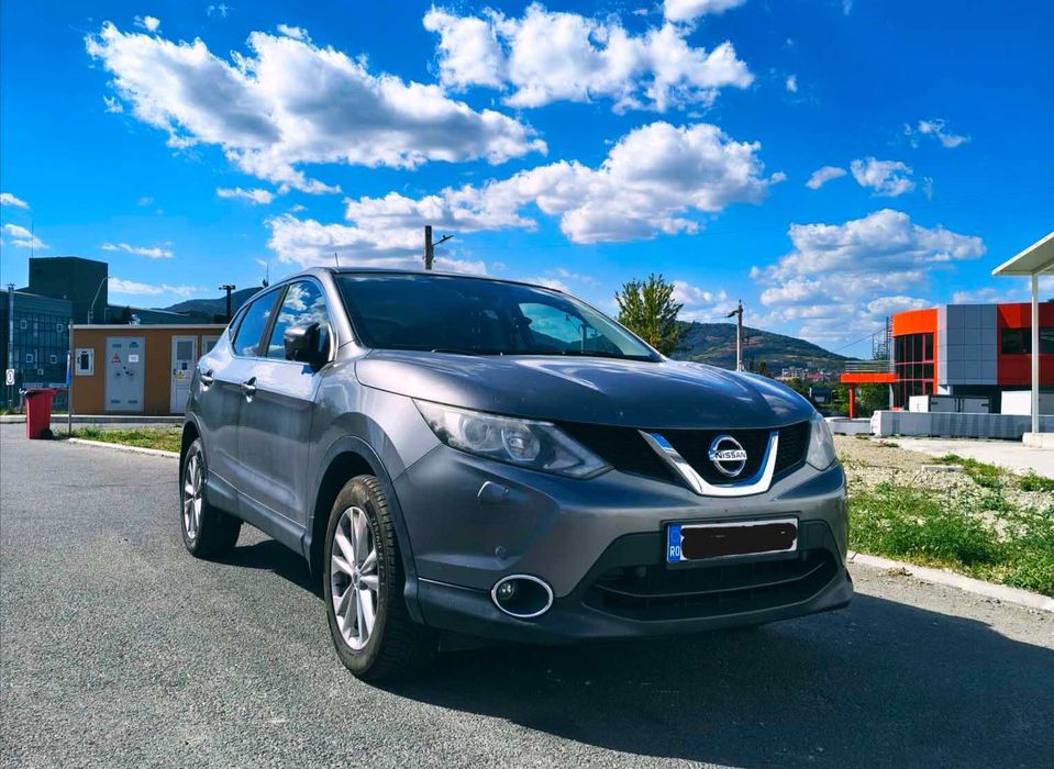 Vând Nissan Qashqai 1.2 benzina