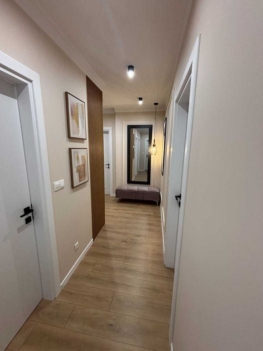 Дава се под наем Тристаен апартамент в Бургас, Славейков - 136 кв.м за 1500 € - Снимка #17