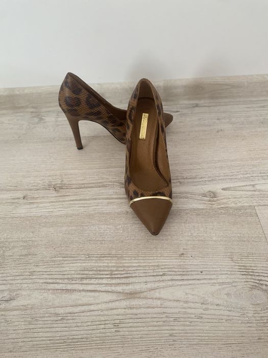 Pantofi toc cui