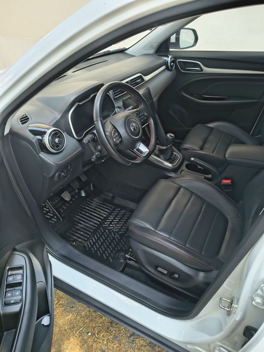 Vand/Schimb MG ZS 2024 1.0T ca nou garantie
