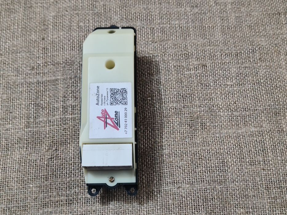 RX300  . Блок кнопок стеклоподьемников.