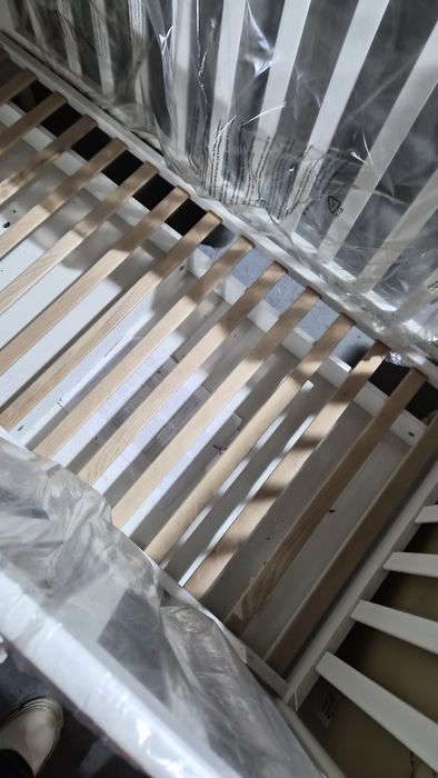 Pătuț bebe din lemn, stare nouă