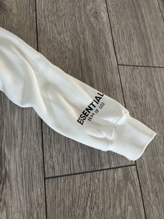 Compleu Essentials