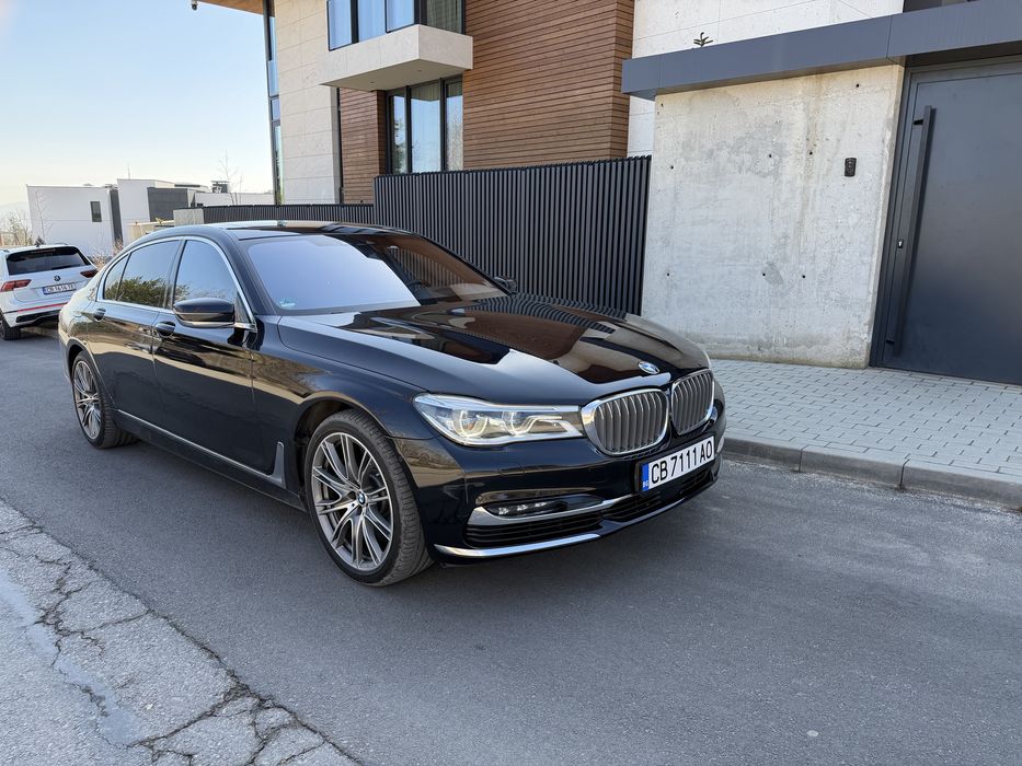 Bmw 760 Li xdrive/ skylounge/ executive