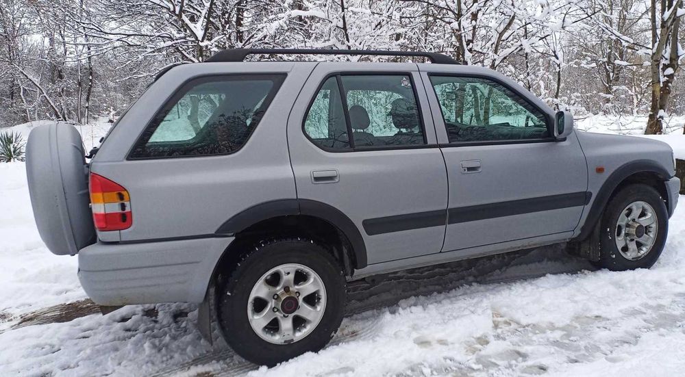 Opel Frontera Бензин