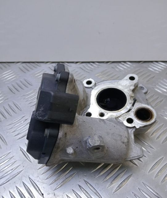 Supapa Egr  2.2 cdi euro 5 A6511400160 Mercedes-Benz E-Class W212