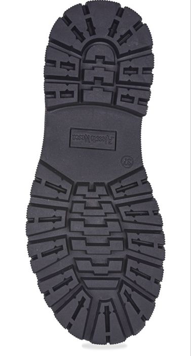 Продам Новые сапожки, 36-37р Зима.