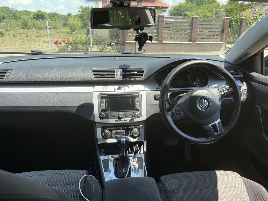 Dezmembrez Passat CC 2.0 Tdi DSG