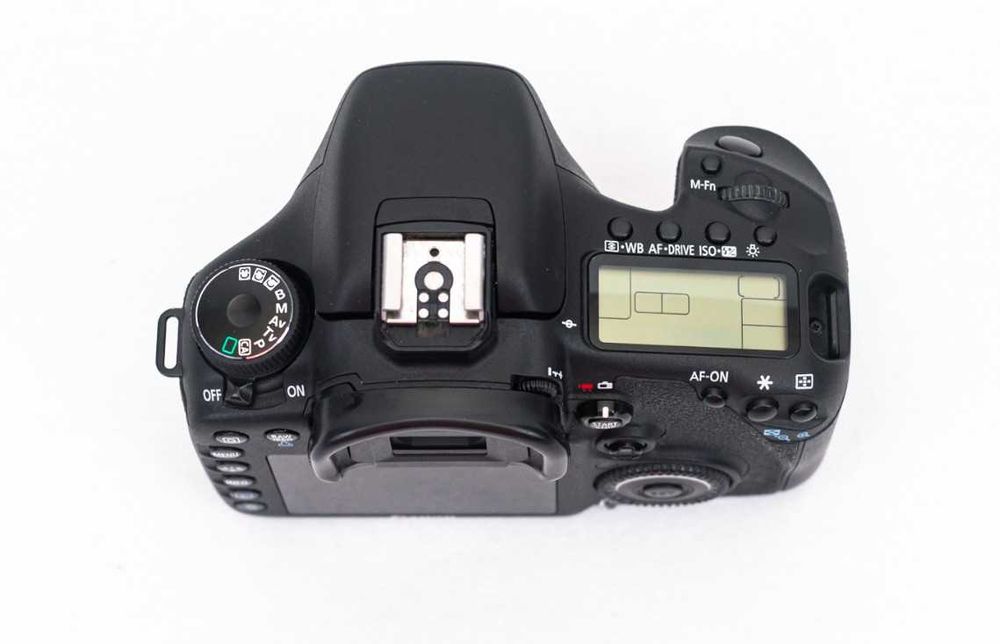 Canon EOS 7D Mark I - Body - 21.000 de cadre - Aparat foto DSLR