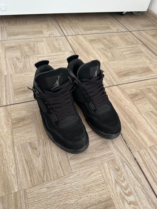 Adidasi Jordan 4 Black Cat