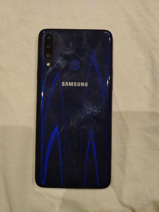 Продавам Sasung Galaxy A20s