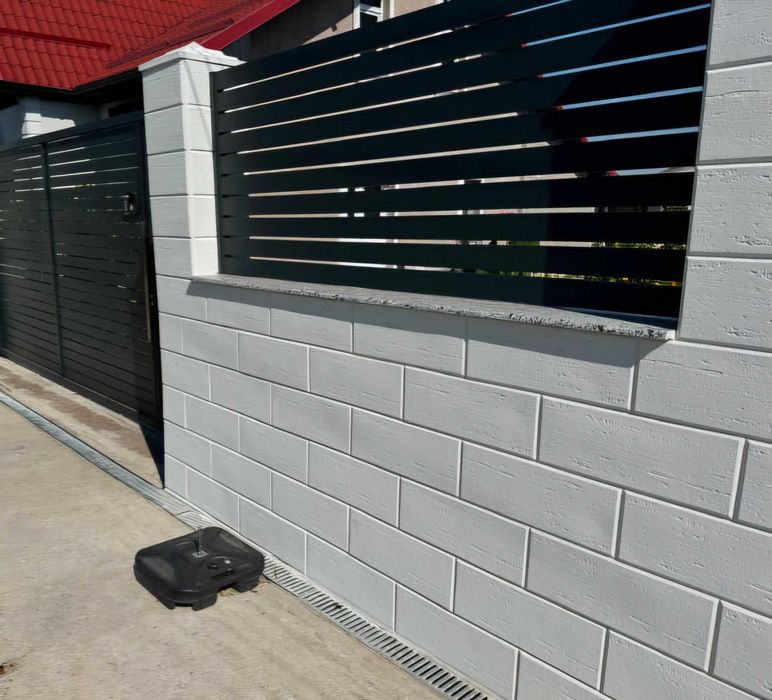 Piatra decorativa exterior