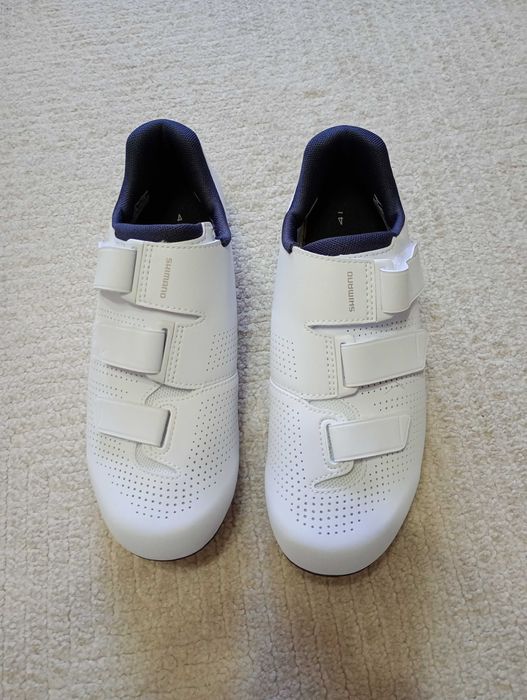 Pantofi ciclism sosea Shimano SH-RC102 + placute pedale Shimano SM-SH11