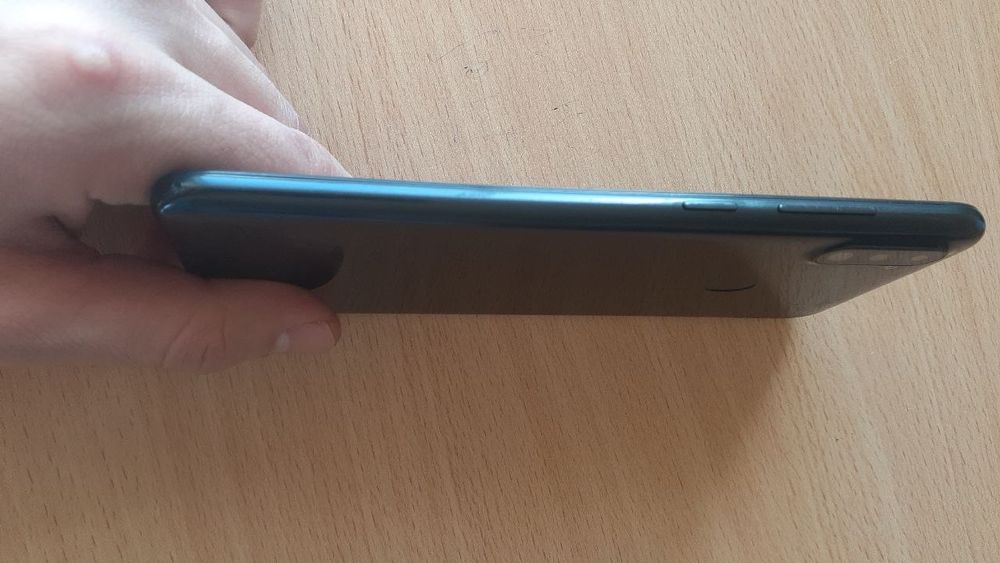 Samsung A11 holati yaxshi