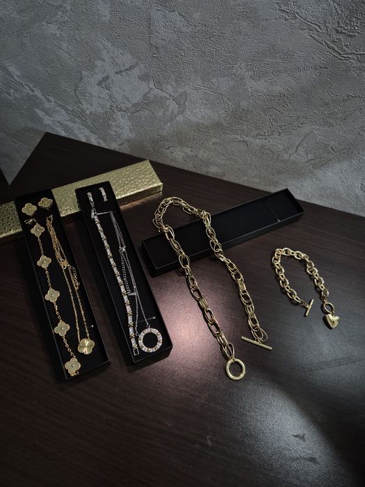 Бижутерия разные