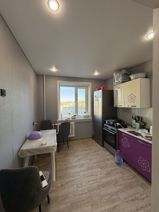 Продается квартира 3-комната мкр 6-86