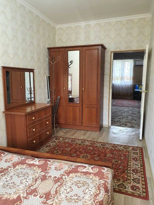 At Продается чистая 2 ком. на  Кадышева Авиасозлар-1