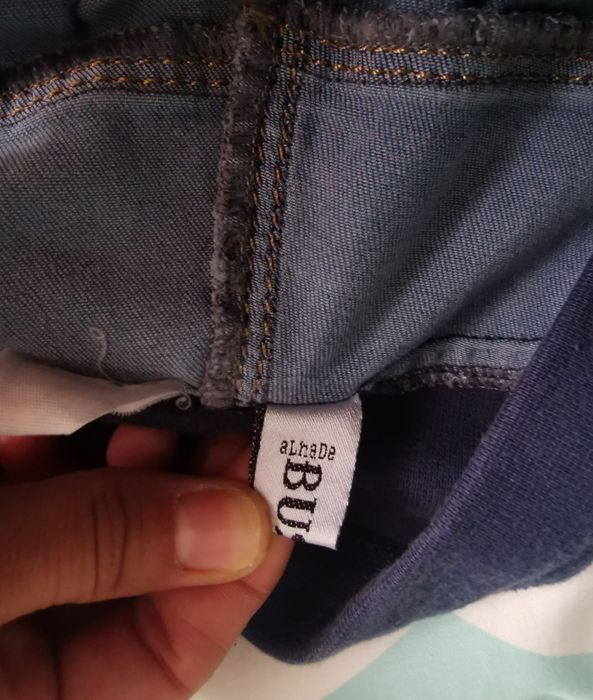 Blugi graviduță moderni