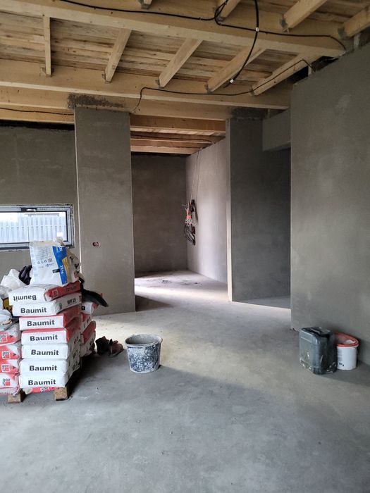 Tencuiala mecanizata