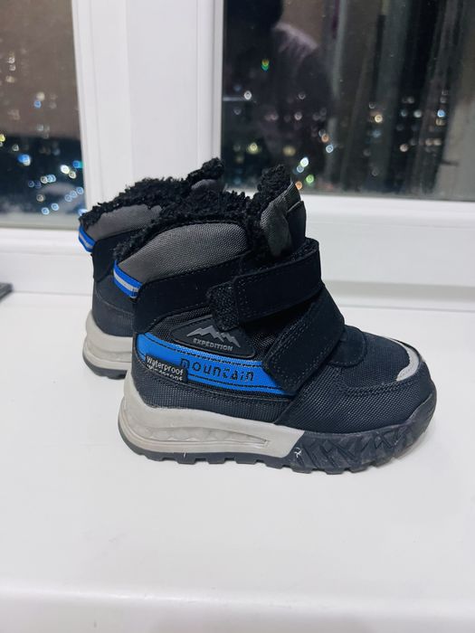 Ботинки зимние  25 размер торг