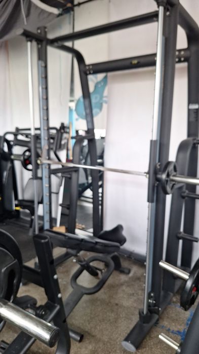 Aparate pentru o sală fitness