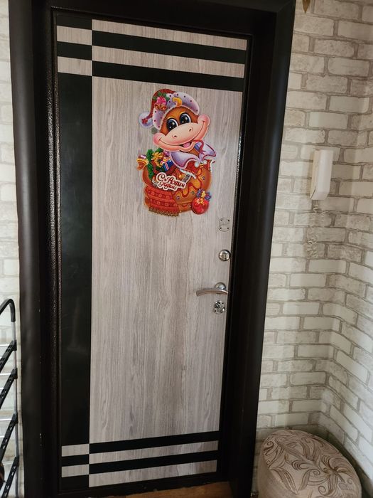 Продам квартиру.8мкрн