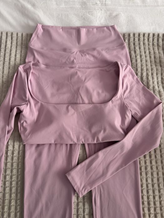 Чисто нов спортен сет