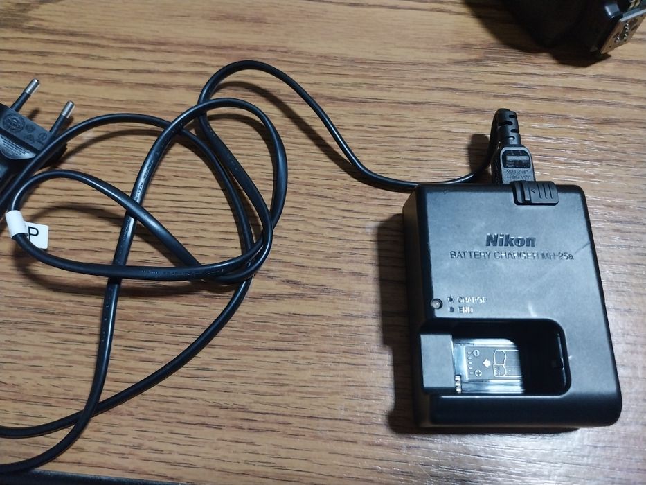 Nikon MH-25A Battery Charger