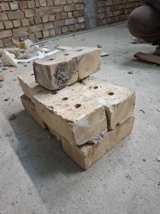 Кірпіш сатылады срочно