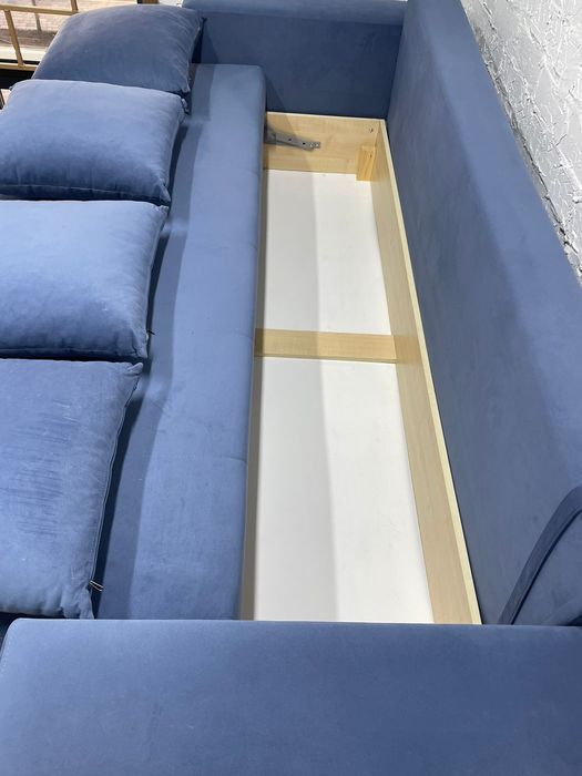 Продается  раскладной диван