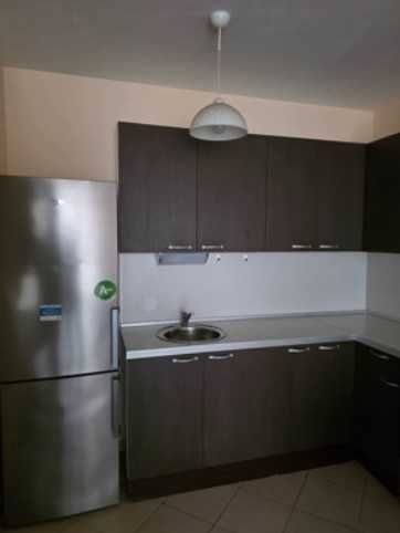 Дава се под наем Двустаен апартамент в София, Надежда 3 - 57 кв.м за 577.32 € - Снимка #2