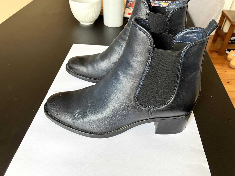 Страхотни сини боти