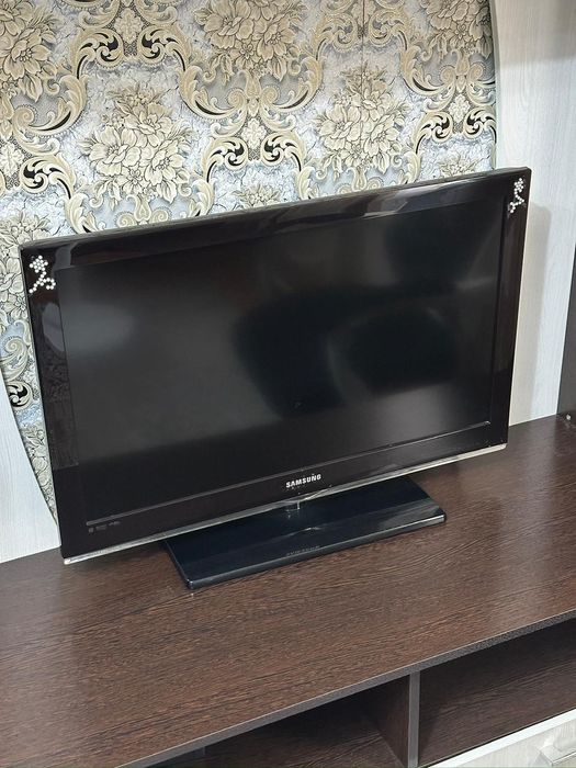 Продам телевизор Samsung.