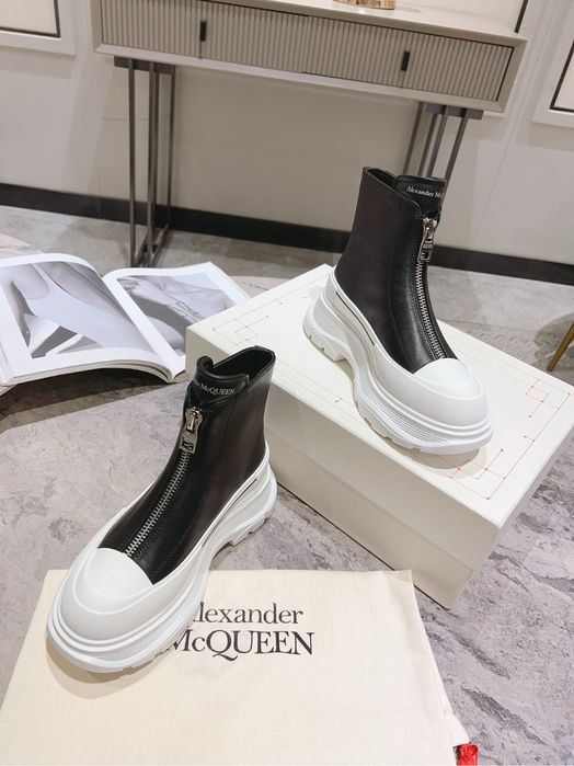 Ghete/Adidasi Alexander McQueen Calitate Premium