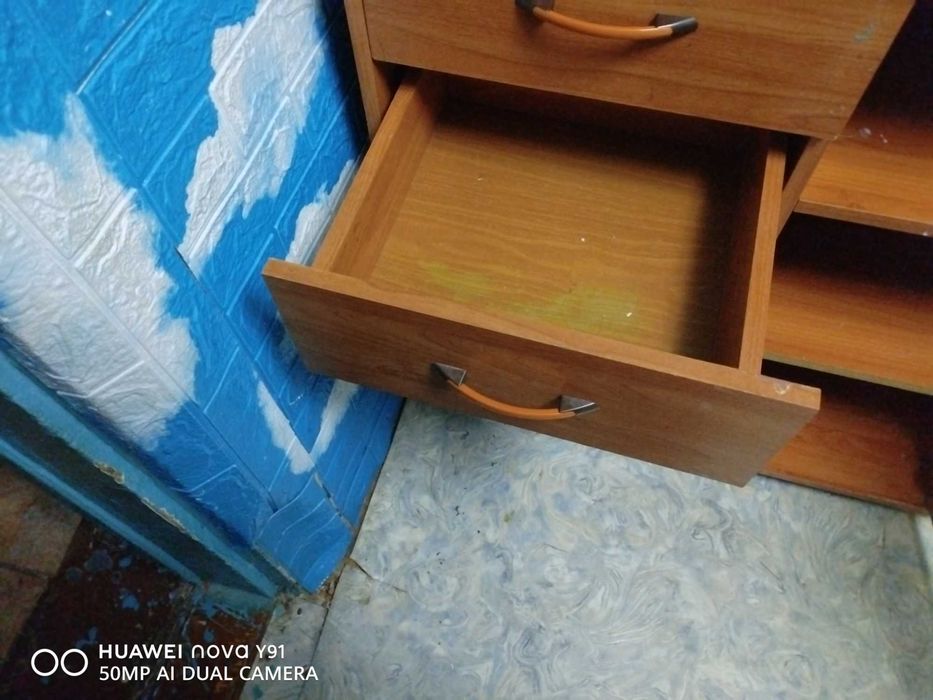 Продам комод для вещей