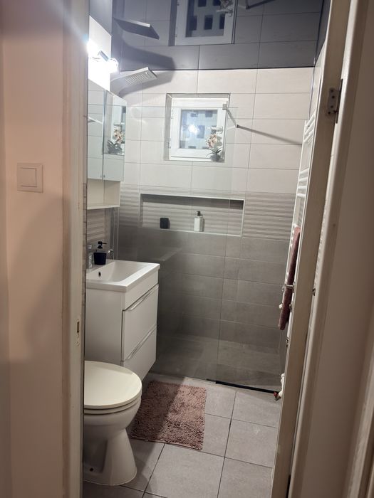 Inchiriez apartament 2 camere