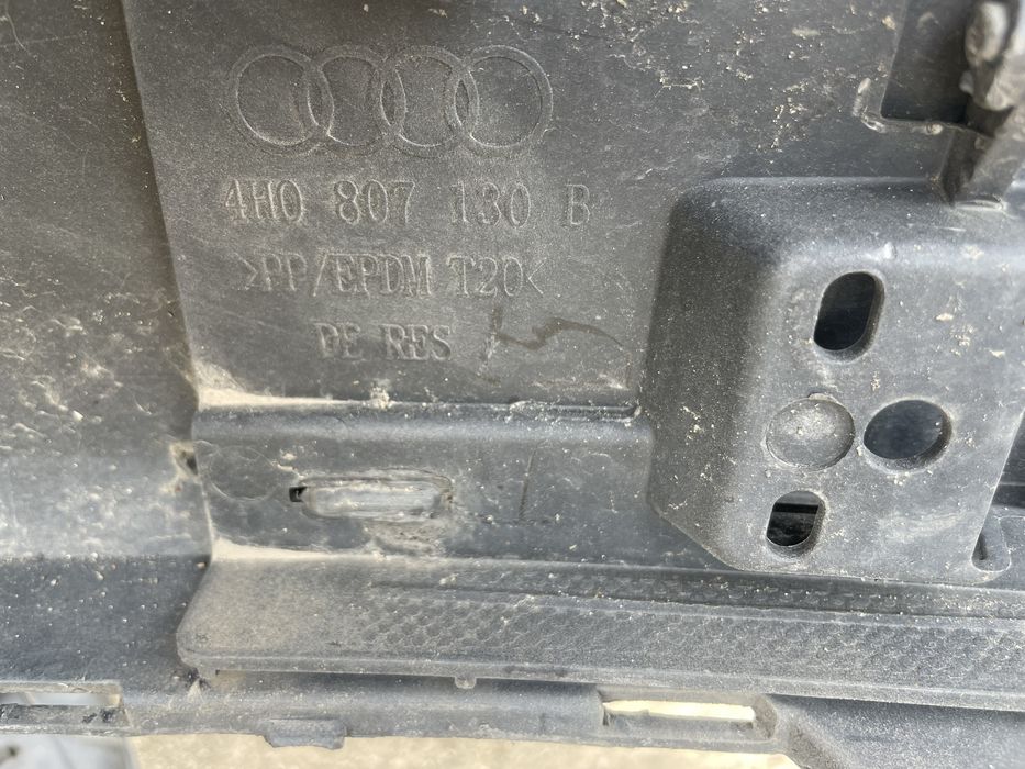 Предна броня A8 D4