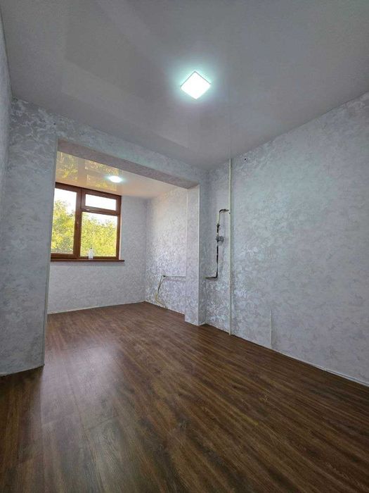 Продаётся 4х комн квартира на 3 этаже Ор-р Пиридастгир Чинор
