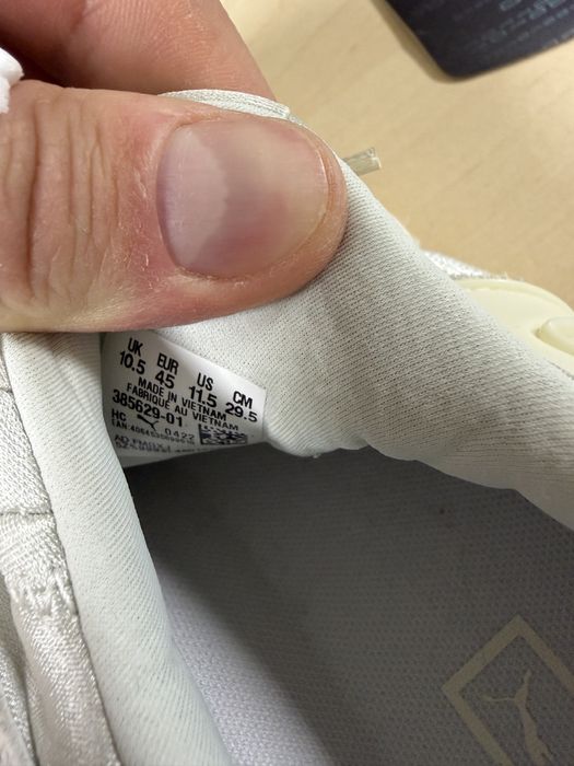 Adidasi Puma noi Masura 45