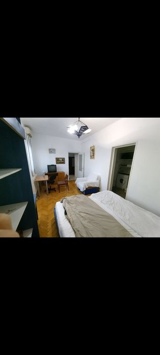 Închiriez/vând garsonieră dublă zona Cina