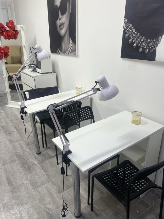 Сдам в аренду место для мастера маникюра/ аренда стола для мастера