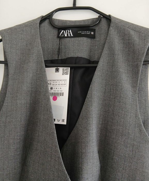 Vesta dama ZARA masura XS eleganta office business casual gri nepurtata cu eticheta