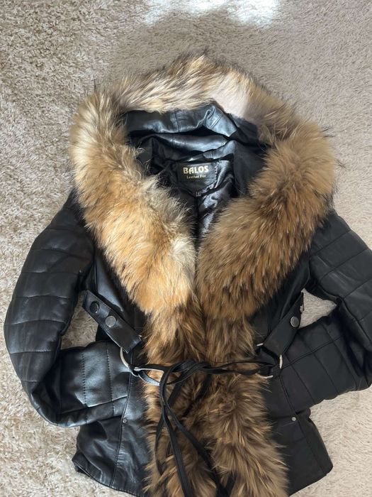Кожено яке с естествен пух от лисица