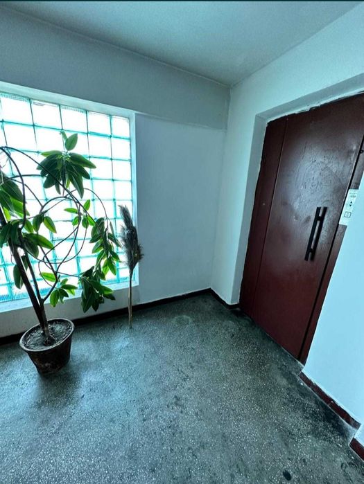 Proprietar  vand  Apartament    4 camere/119mq  Mic16