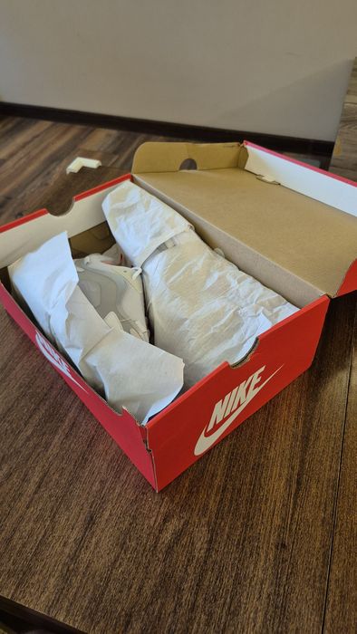 NIKE маратонки дамски